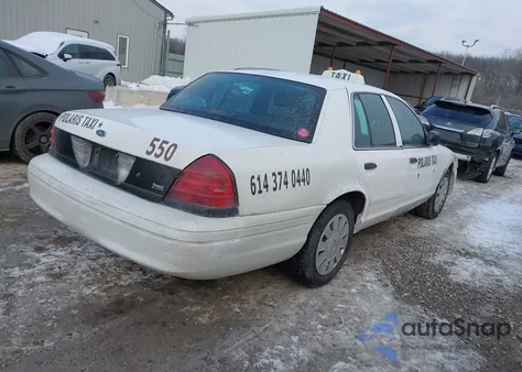 2011 Ford Crown Victoria Police Interceptor z USA, uszkodzony, nr VIN 2FABP7BV9BX181759